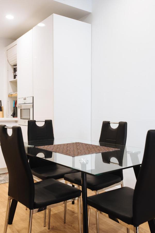 Apartamento Estelar Con Piscina Y Garaje Nervion Lägenhet Sevilla Exteriör bild