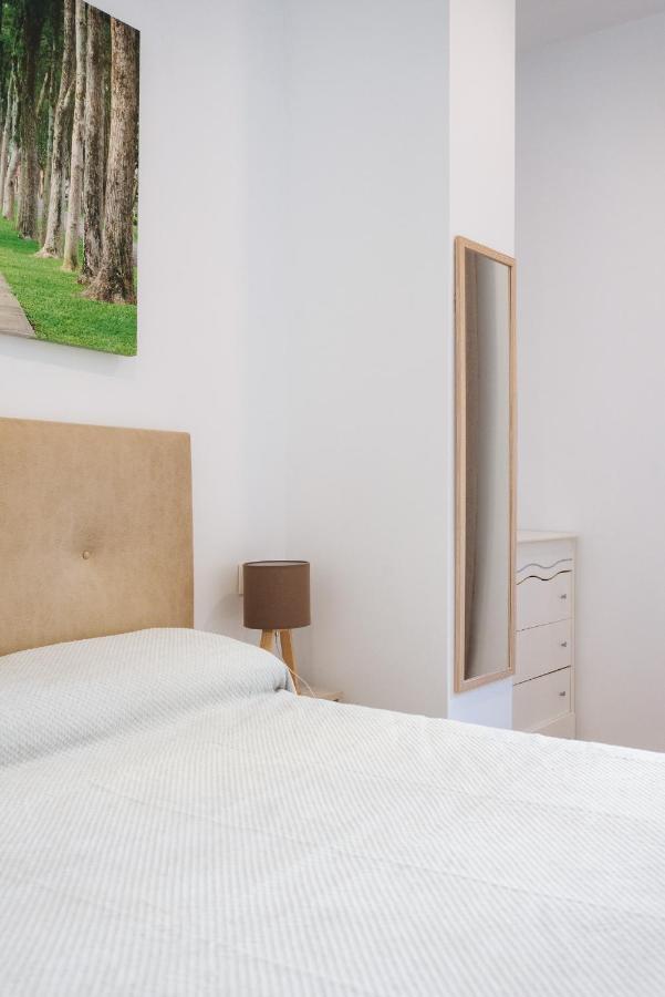 Apartamento Estelar Con Piscina Y Garaje Nervion Lägenhet Sevilla Exteriör bild
